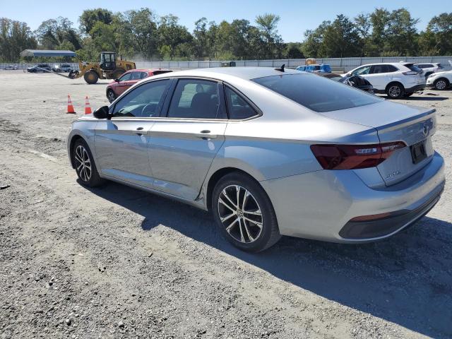 3VWAM7BU7NM014853 - 2022 VOLKSWAGEN JETTA SPORT SILVER photo 2