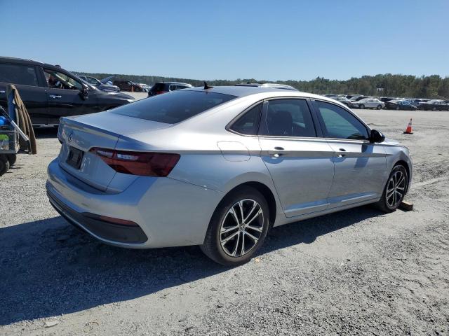 3VWAM7BU7NM014853 - 2022 VOLKSWAGEN JETTA SPORT SILVER photo 3