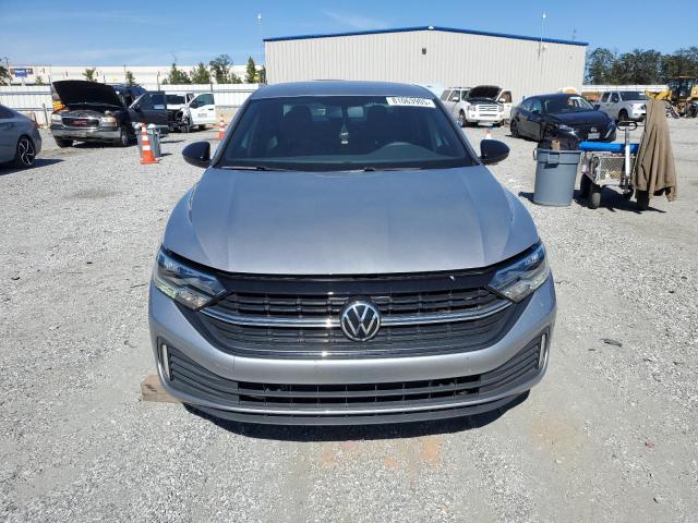 3VWAM7BU7NM014853 - 2022 VOLKSWAGEN JETTA SPORT SILVER photo 5