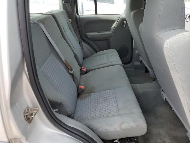 1J4GL48K15W624410 - 2005 JEEP LIBERTY SPORT SILVER photo 11