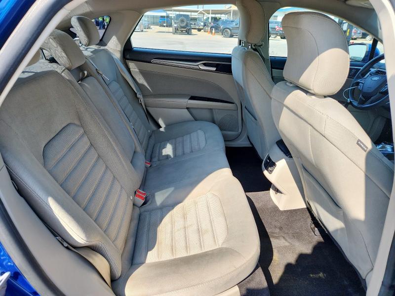3FA6P0HDXJR197960 - 2018 FORD FUSION SE Mavi foto 10