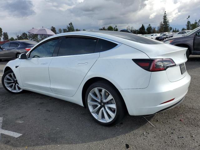 5YJ3E1EA8LF717757 - 2020 TESLA MODEL 3 WHITE photo 2