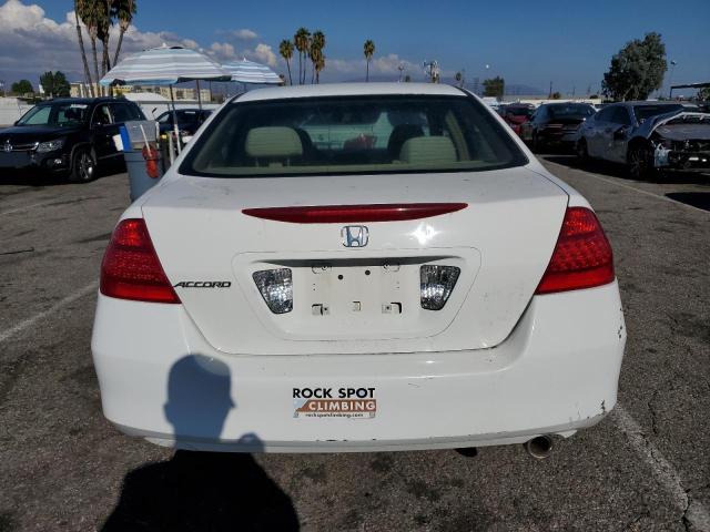 1HGCM56366A139621 - 2006 HONDA ACCORD SE Blanco foto 6