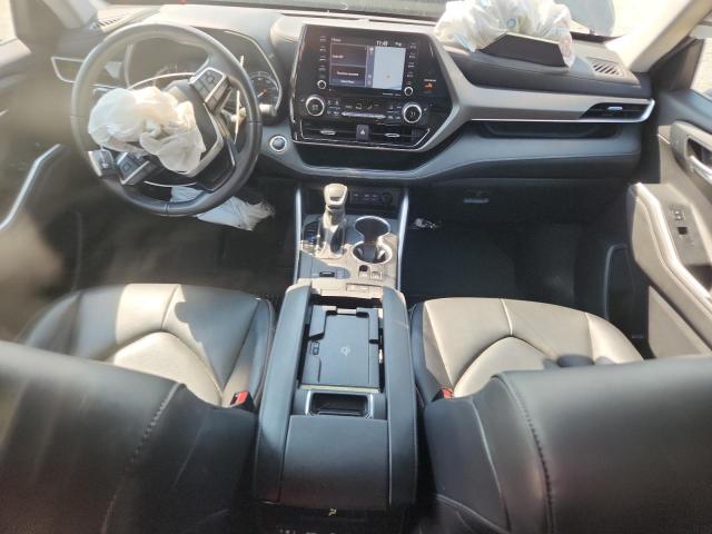 5TDHZRAH6NS136865 - 2022 TOYOTA HIGHLANDER XLE 灰色 照片 8