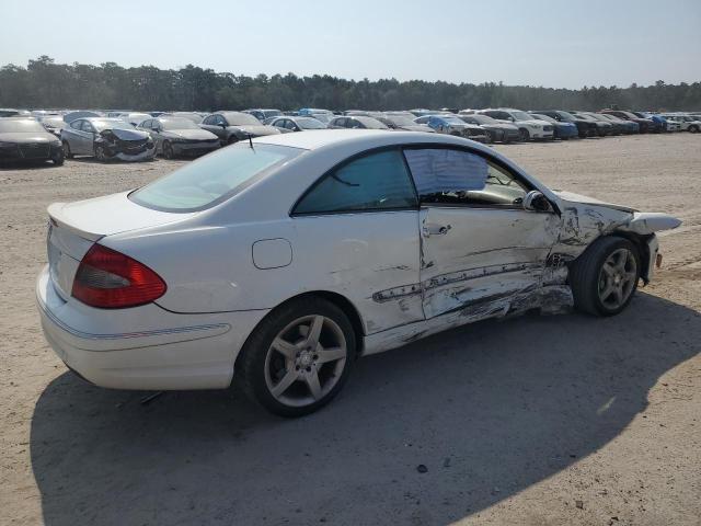 WDBTJ75J66F172459 - 2006 MERCEDES-BENZ CLK 500 WHITE photo 3