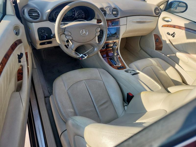 WDBTK56F38T091547 - 2008 MERCEDES-BENZ CLK 350 BLUE photo 8