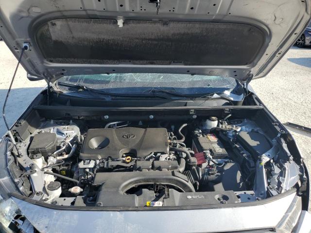 2T3W1RFV5MC130051 - 2021 TOYOTA RAV4 XLE SILVER photo 12