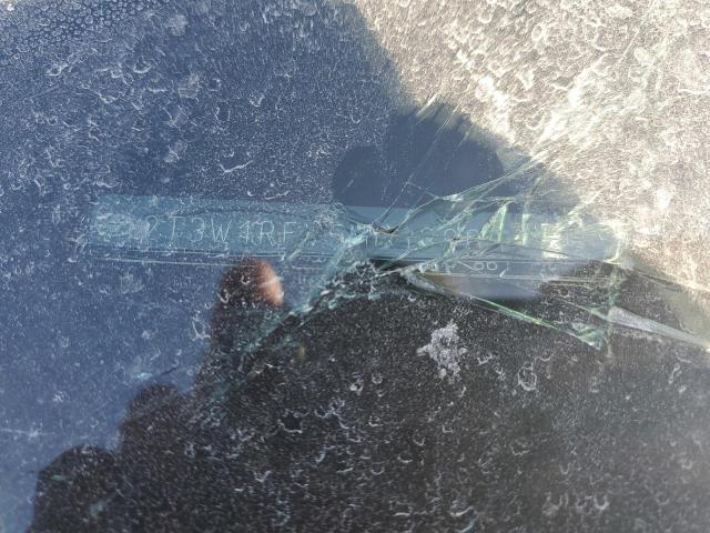 2T3W1RFV5MC130051 - 2021 TOYOTA RAV4 XLE SILVER photo 13