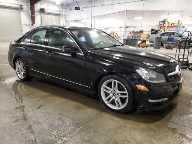 WDDGF8BB9CA606976 - 2012 MERCEDES-BENZ C 300 4MATIC BLACK photo 4