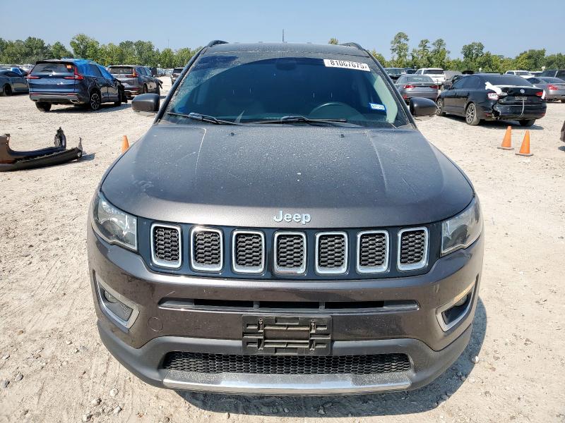3C4NJDCB8JT266331 - 2018 JEEP COMPASS LIMITED ნაცრისფერი ფოტო 5