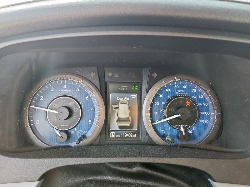 5TDYZ3DC5JS925340 - 2018 TOYOTA SIENNA XLE GRAY photo 9