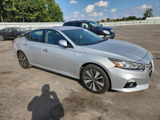 1N4BL4EV7LC161689 - 2020 NISSAN ALTIMA SL Сріблястий фото 4