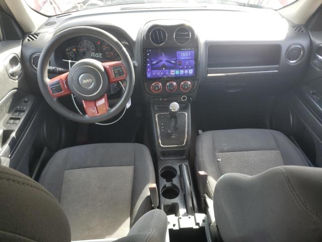 1C4NJRBB1FD283645 - 2015 JEEP PATRIOT SPORT 红色 照片 8