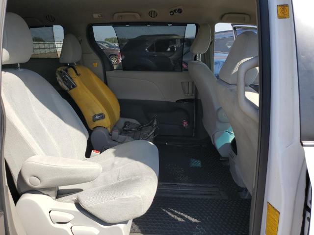 5TDKK3DC8BS015029 - 2011 TOYOTA SIENNA LE თეთრი ფოტო 11