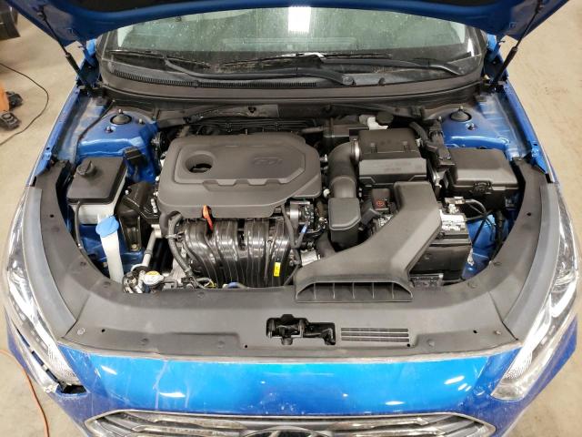 5NPE24AF9JH681239 - 2018 HYUNDAI SONATA SE BLUE photo 11