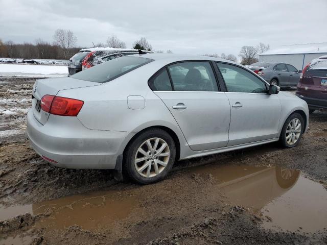 3VWD17AJ7EM238508 - 2014 VOLKSWAGEN JETTA SE SILVER photo 3