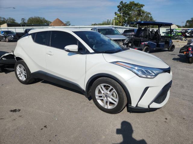 NMTKHMBX9LR113335 - 2020 TOYOTA C-HR XLE WHITE photo 4