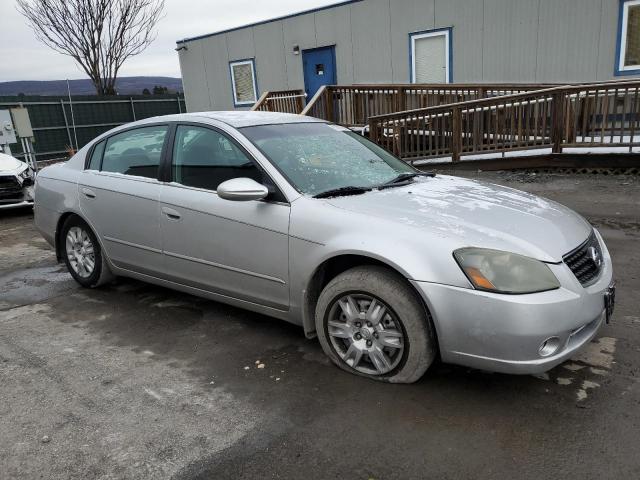 1N4AL11DX6N425763 - 2006 NISSAN ALTIMA S SILVER photo 4