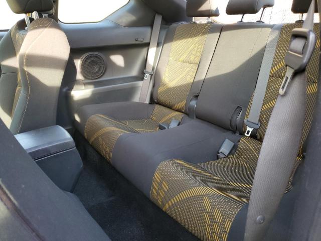 JTKJF5C72C3028368 - 2012 TOYOTA SCION TC 黄色 照片 10