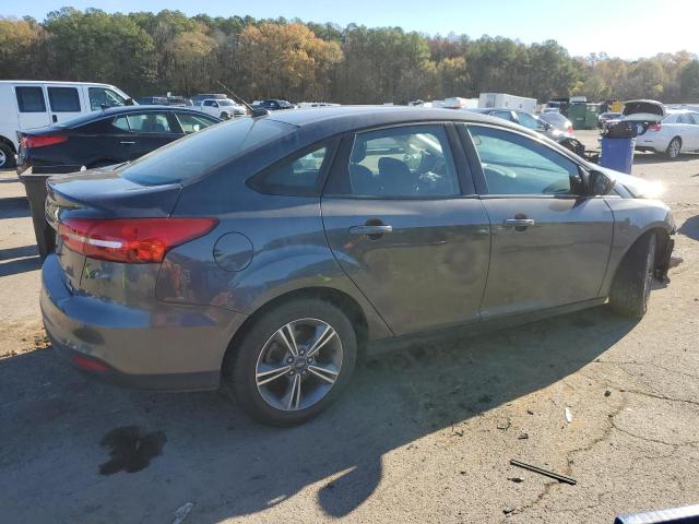 1FADP3FE0JL256050 - 2018 FORD FOCUS SE GRAY photo 3