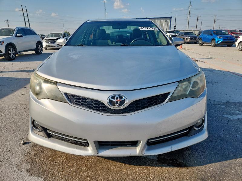4T1BF1FK0CU081449 - 2012 TOYOTA CAMRY BASE 银色 照片 5