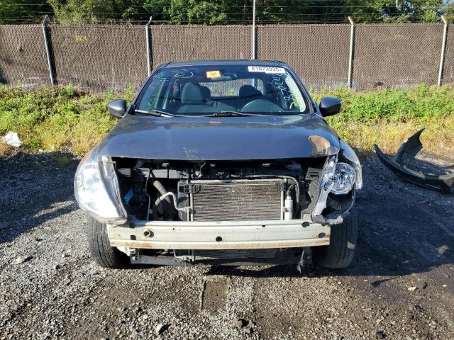 3N1CN7AP4KL878543 - 2019 NISSAN VERSA S GRAY photo 5