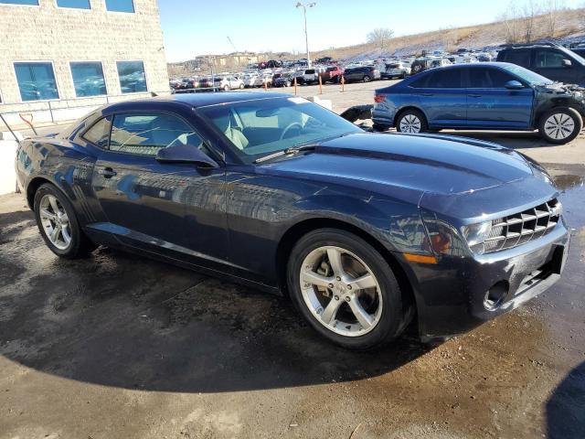 2G1FA1E39D9141458 - 2013 CHEVROLET CAMARO LS BLUE photo 4