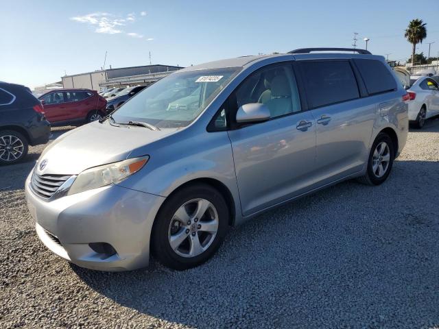 2014 TOYOTA SIENNA LE, 