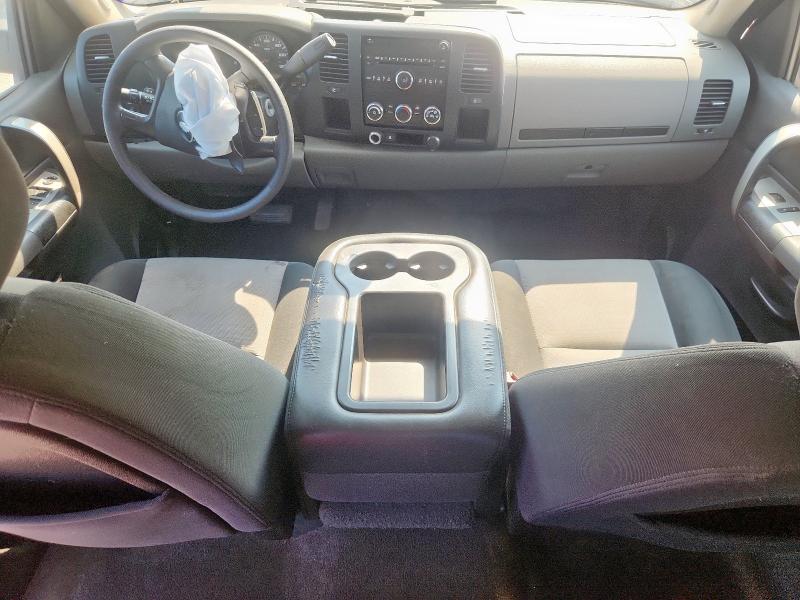 2GCEC13CX81327059 - 2008 CHEVROLET SILVERADO C1500 BLACK photo 8