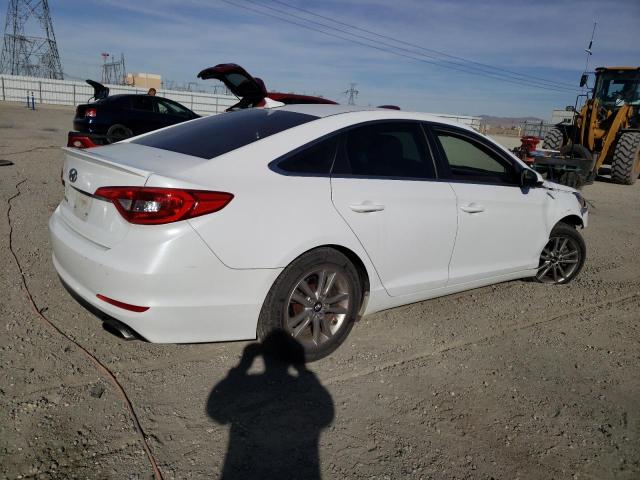 5NPE24AF5GH263964 - 2016 HYUNDAI SONATA SE WHITE photo 3