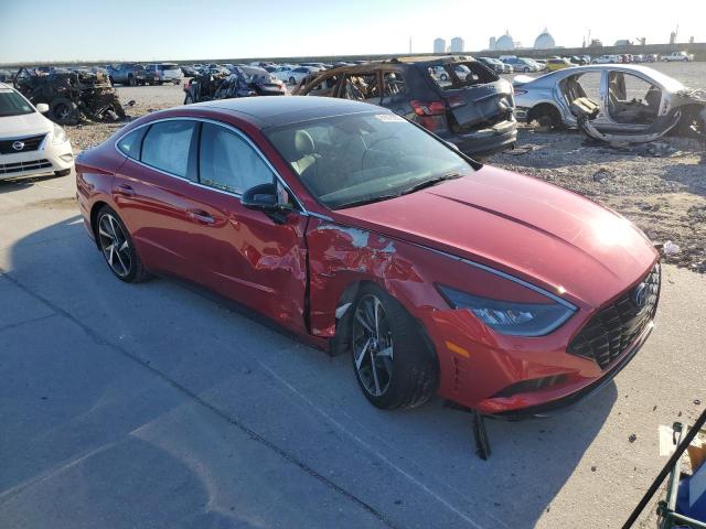 5NPEJ4J23MH082681 - 2021 HYUNDAI SONATA SEL PLUS RED photo 4