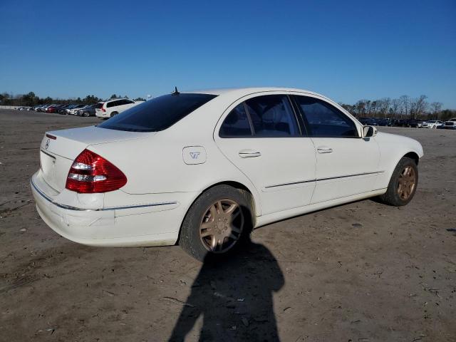 WDBUF65JX3A106859 - 2003 MERCEDES-BENZ E 320 WHITE photo 3