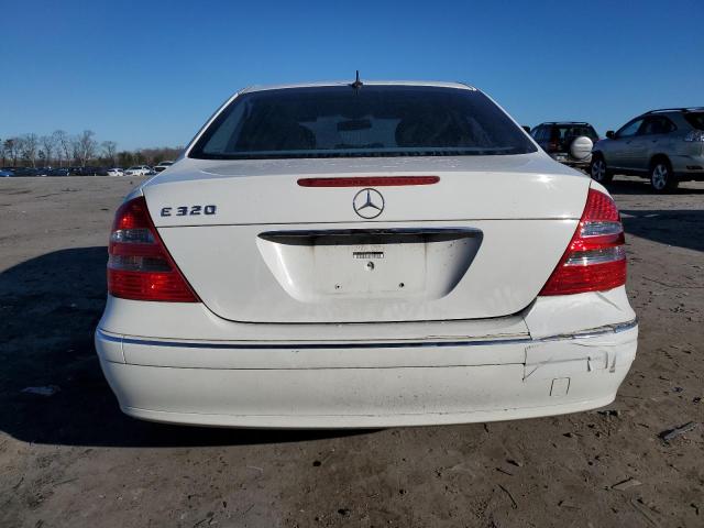 WDBUF65JX3A106859 - 2003 MERCEDES-BENZ E 320 WHITE photo 6