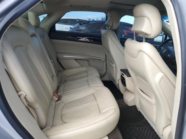 3LN6L2G97FR625355 - 2015 LINCOLN MKZ SILVER photo 10