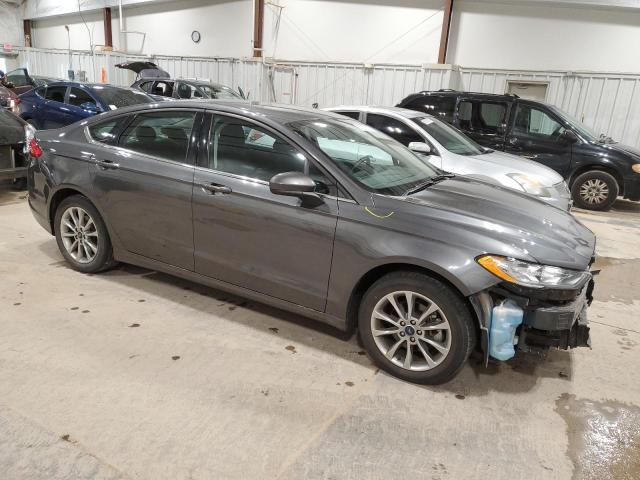 3FA6P0H79HR415083 - 2017 FORD FUSION SE CHARCOAL photo 4