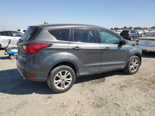 1FMCU9GD1KUB10450 - 2019 FORD ESCAPE SE GRAY photo 3