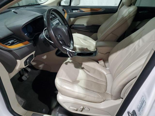 5LMCJ2D90HUL68173 - 2017 LINCOLN MKC SELECT Սպիտակ լուսանկար 7
