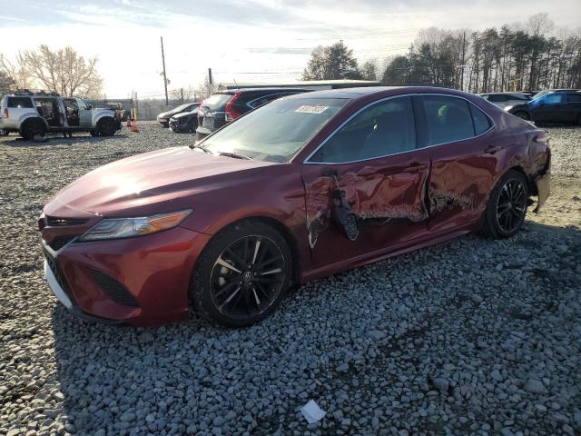 4T1B61HK7JU521578 - 2018 TOYOTA CAMRY XSE RED photo 1