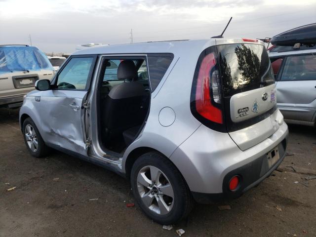 KNDJN2A22H7455081 - 2017 KIA SOUL SILVER photo 2