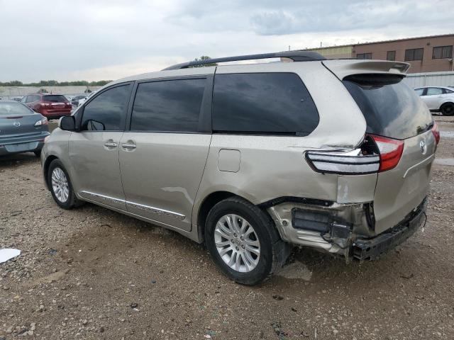 5TDYK3DC2FS687328 - 2015 TOYOTA SIENNA XLE BEIGE photo 2