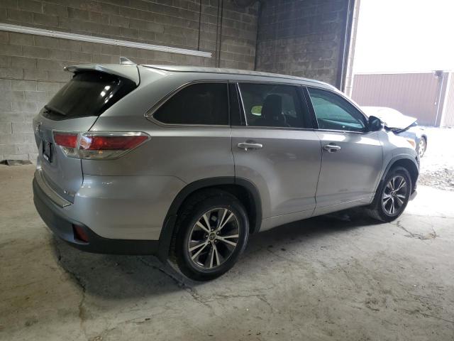 5TDJKRFH4GS344017 - 2016 TOYOTA HIGHLANDER XLE 银色 照片 3