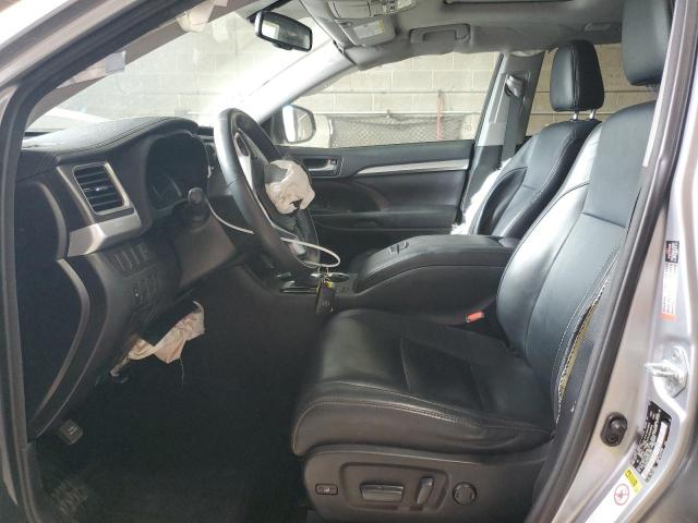 5TDJKRFH4GS344017 - 2016 TOYOTA HIGHLANDER XLE 银色 照片 7