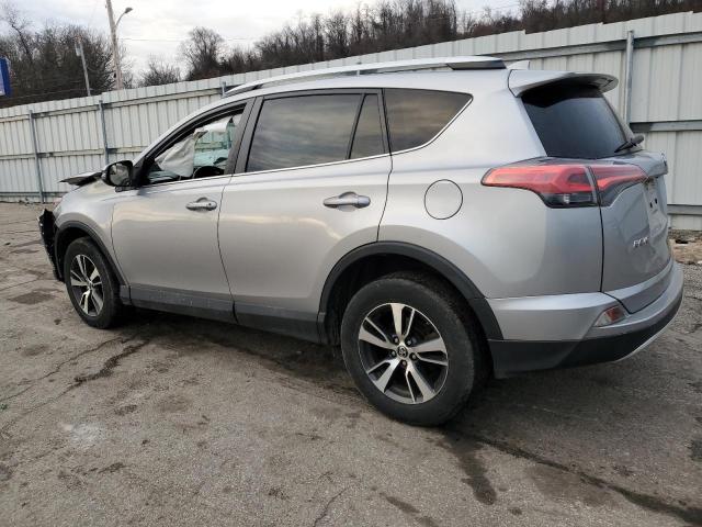 2T3RFREV4GW530010 - 2016 TOYOTA RAV4 XLE SILVER photo 2