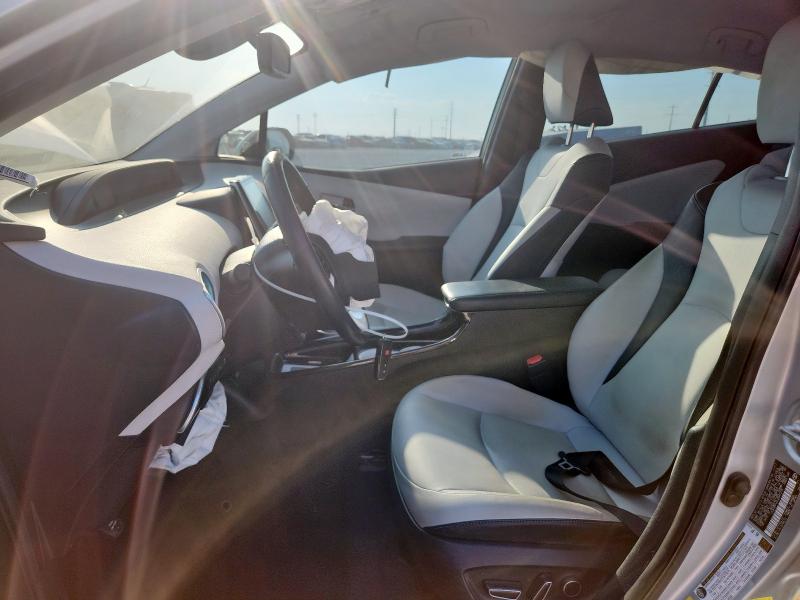 JTDKARFU3J3547218 - 2018 TOYOTA PRIUS ვერცხლისფერი ფოტო 7