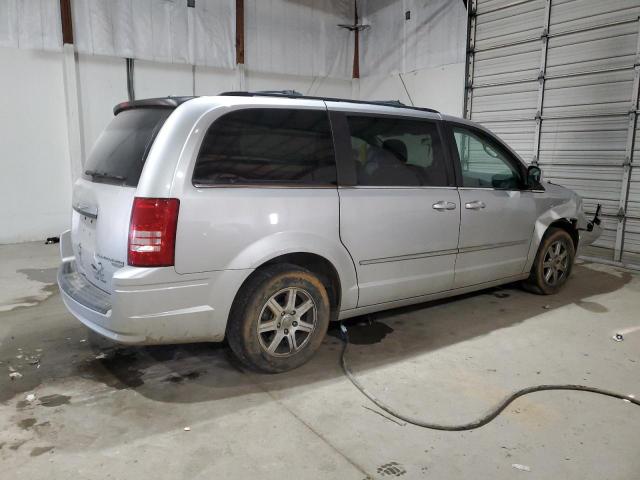 2A4RR5D1XAR300420 - 2010 CHRYSLER TOWN & COU TOURING SILVER photo 3