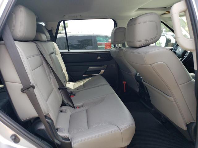 7SVAAABA3RX037079 - 2024 TOYOTA SEQUOIA SR5 Gümüş fotoğraf 10