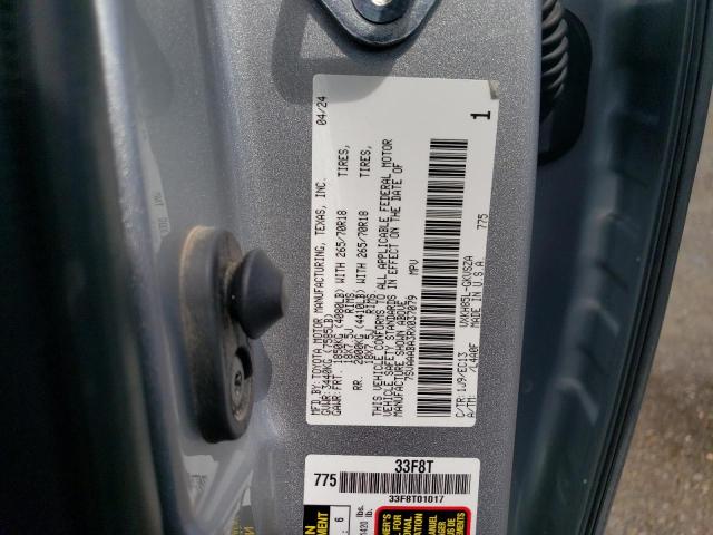 7SVAAABA3RX037079 - 2024 TOYOTA SEQUOIA SR5 Gümüş fotoğraf 12