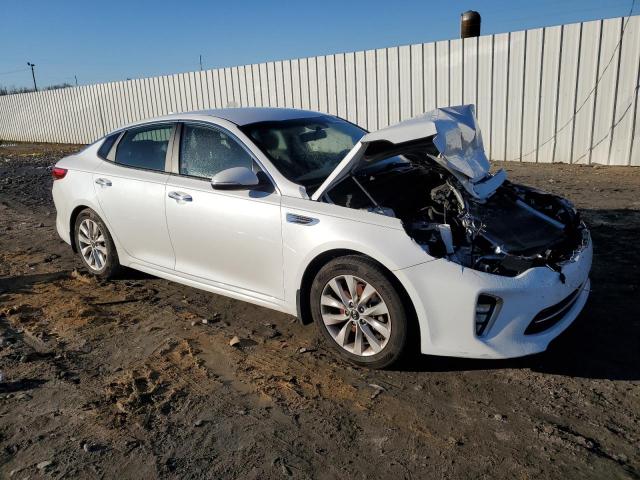 5XXGT4L35JG232368 - 2018 KIA OPTIMA LX WHITE photo 4