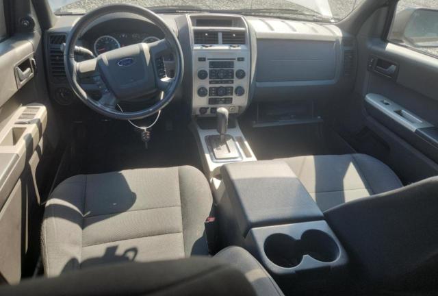 1FMCU0DG4CKA09166 - 2012 FORD ESCAPE XLT SILVER photo 8
