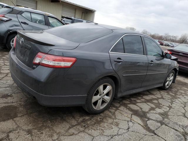 4T1BF3EK7BU135437 - 2011 TOYOTA CAMRY BASE GRAY photo 3